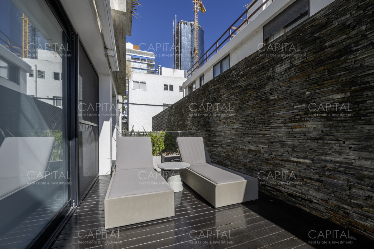 Apartamento ID.32557 - Departamento en Venta Primera Linea en Puerto Punta del Este