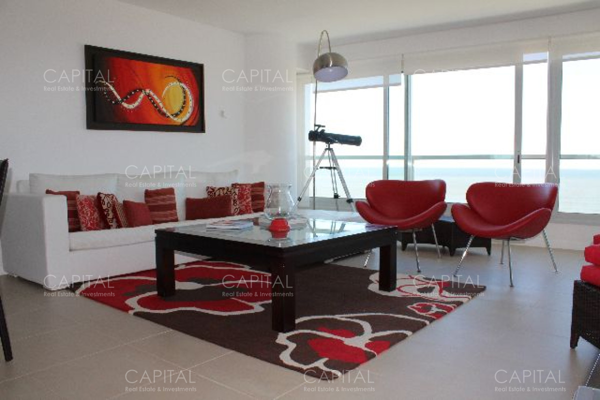 Apartamento ID.27137 - Excelente apartamento de 2 dormitorios en primera línea del mar