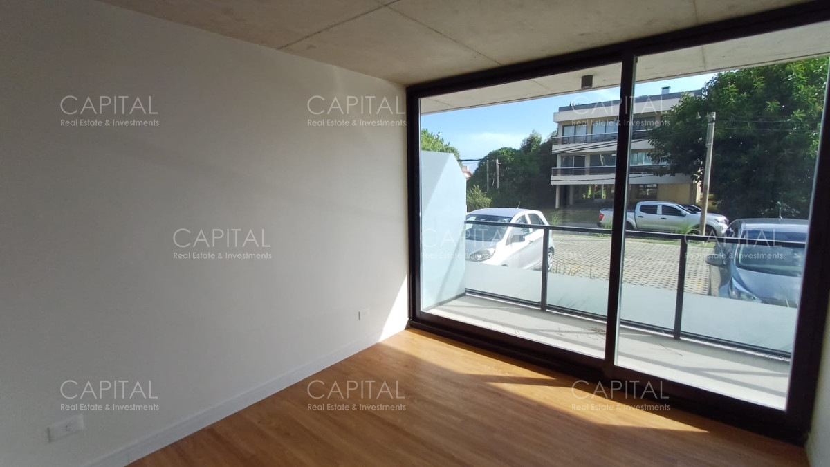 Apartamento ID.37902 - Apartamento de un dormitorio en venta. Playa Mansa, Punta del Este.