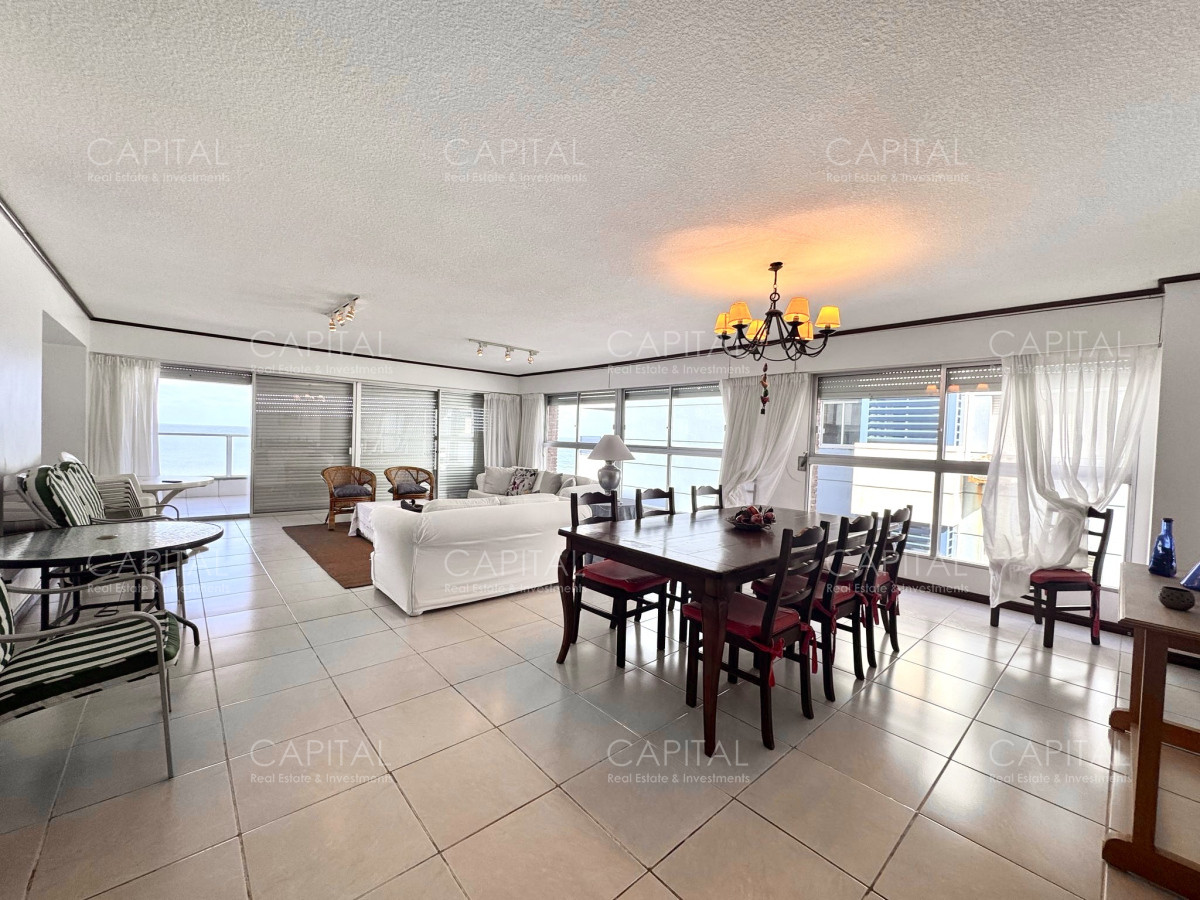 Apartamento ID.26814 - Excelente apartamento en la península con vista al mar - 3 dormitorios!