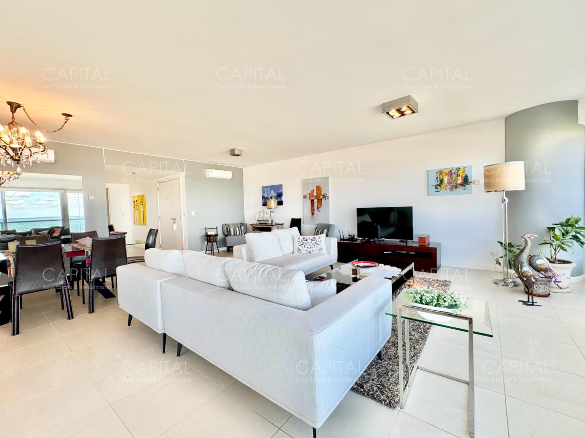 Apartamento ID.28204 - Le Parc Punta del Este Departamento Esquinero en Venta