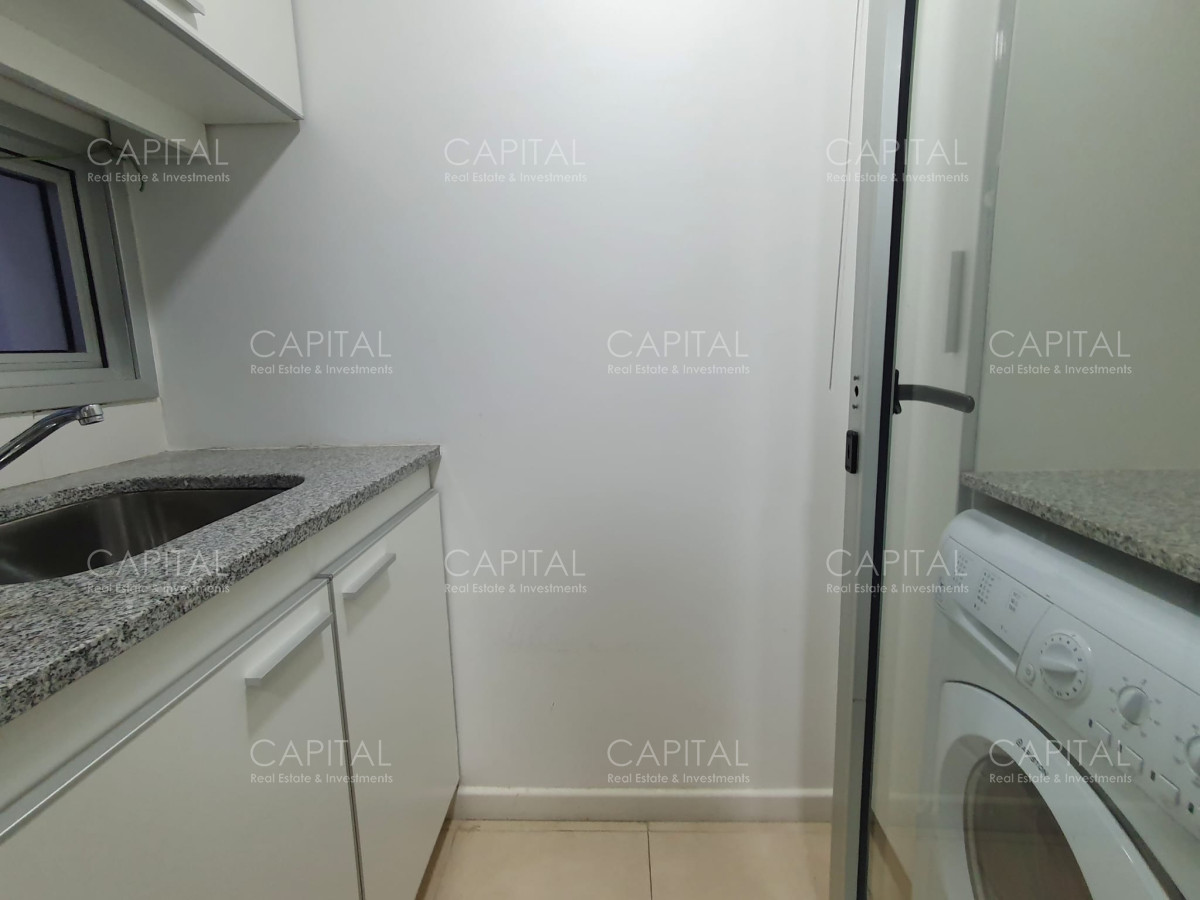 Apartamento ID.32724 - Apartamento en venta de tres dormitorios, edificio con muy buenos servicios.