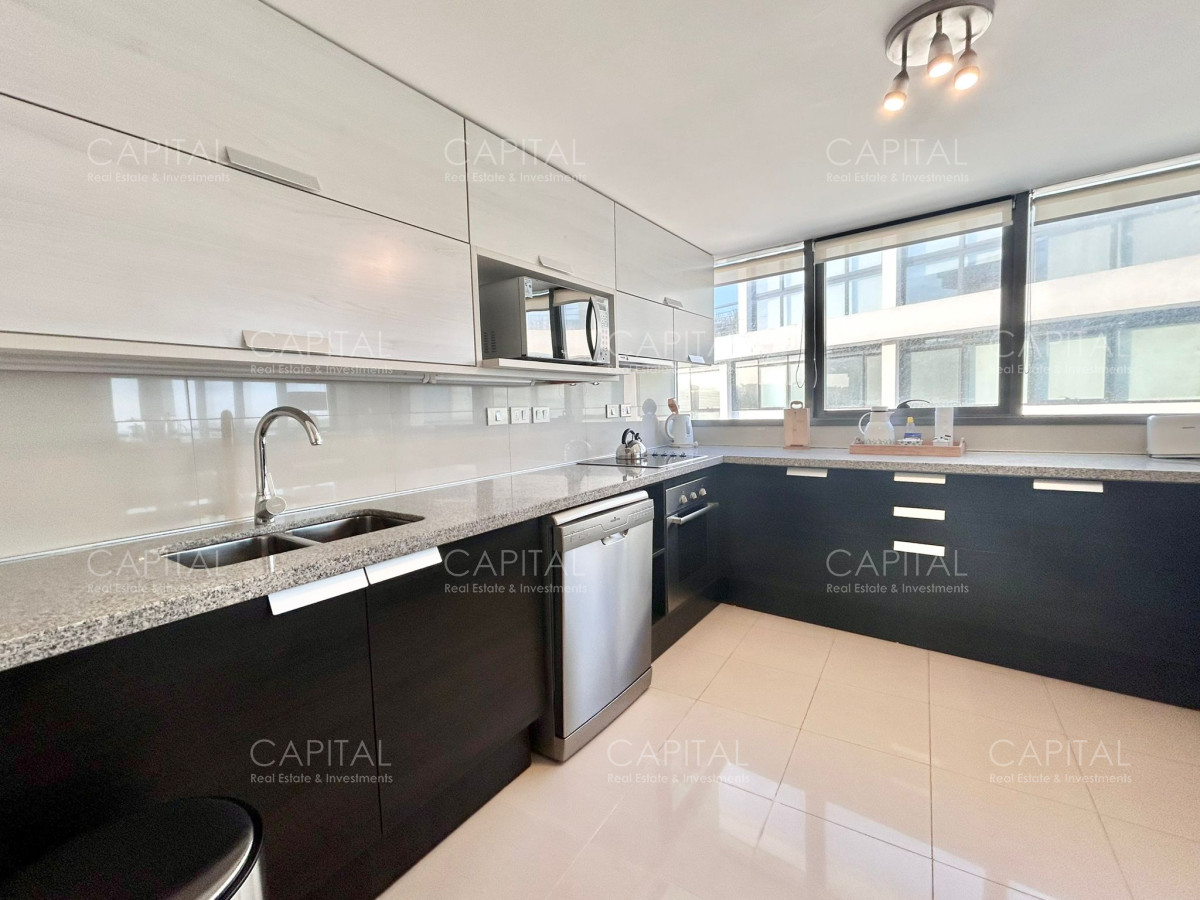 Apartamento ID.26732 - Venta Departamento Pent House Playa Brava Primera Linea Punta del Este