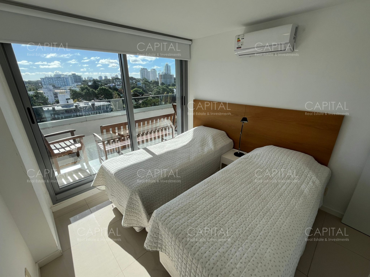 Apartamento ID.38248 - Apartamento en venta, Playa Brava, Punta del Este