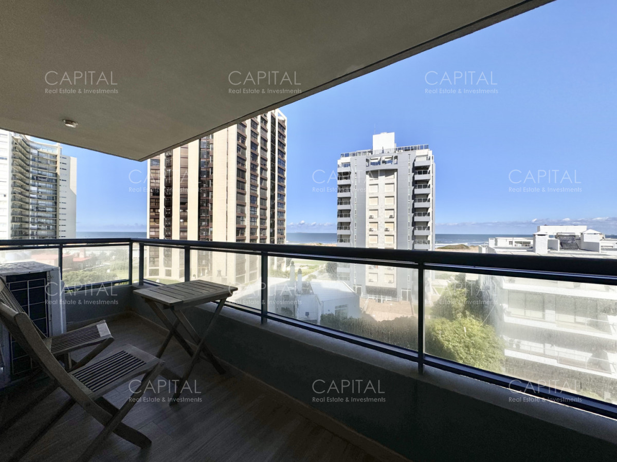 Apartamento ID.39958 - Apartamento en alquiler anual de dos dormtiroios, Playa Brava, Punta del Este.