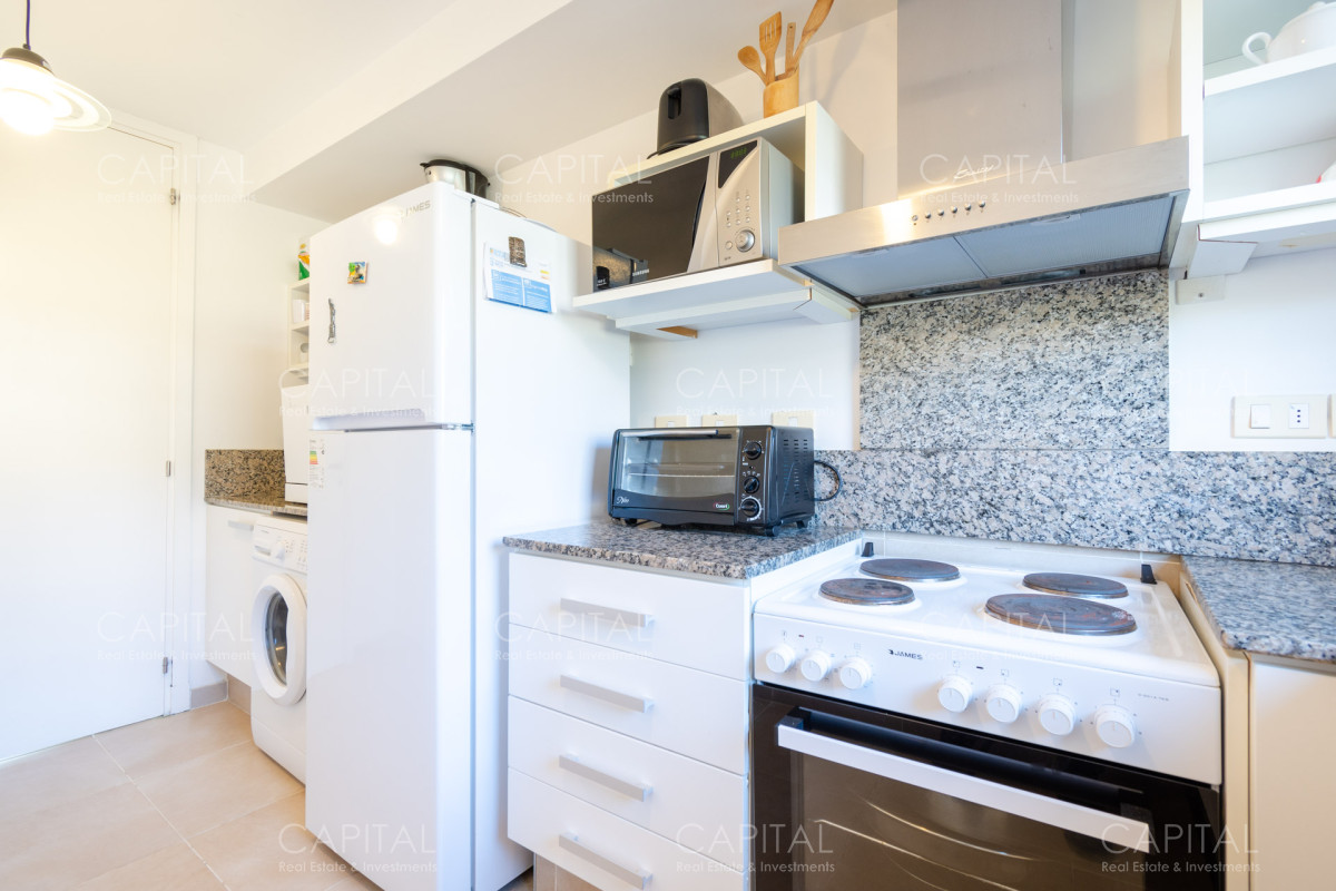 Apartamento ID.28877 - Departamento en venta de dormitorio y medio con dos baños en complejo privado de Punta Ballena