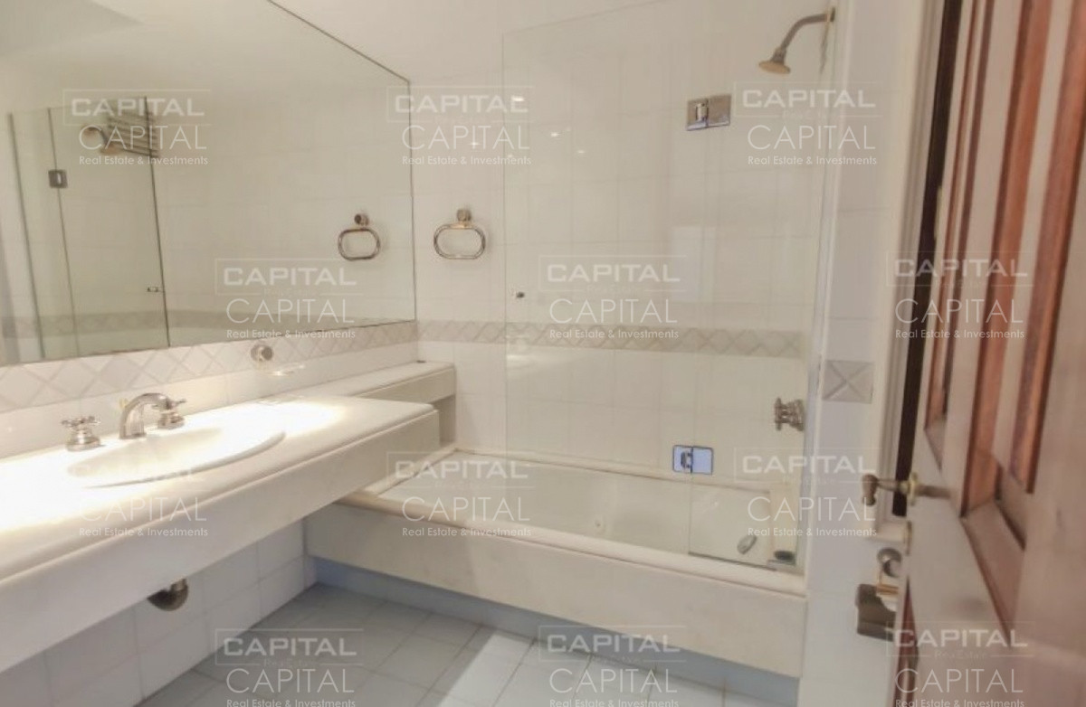 Apartamento ID.32356 - Apartamento en Puerto de Punta del Este en Venta
