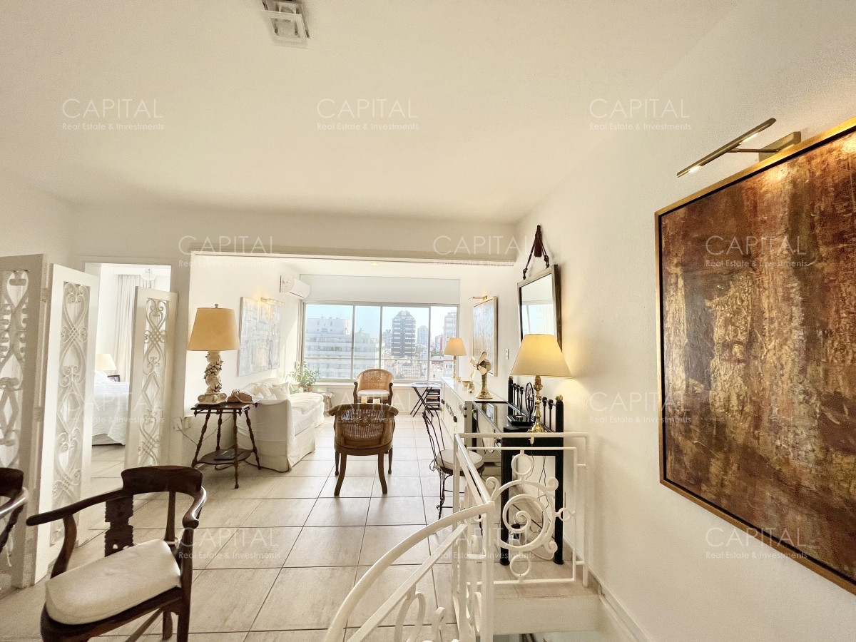 Apartamento ID.35775 - Apartamento Duplex en Alquiler Dos Dormitorios 