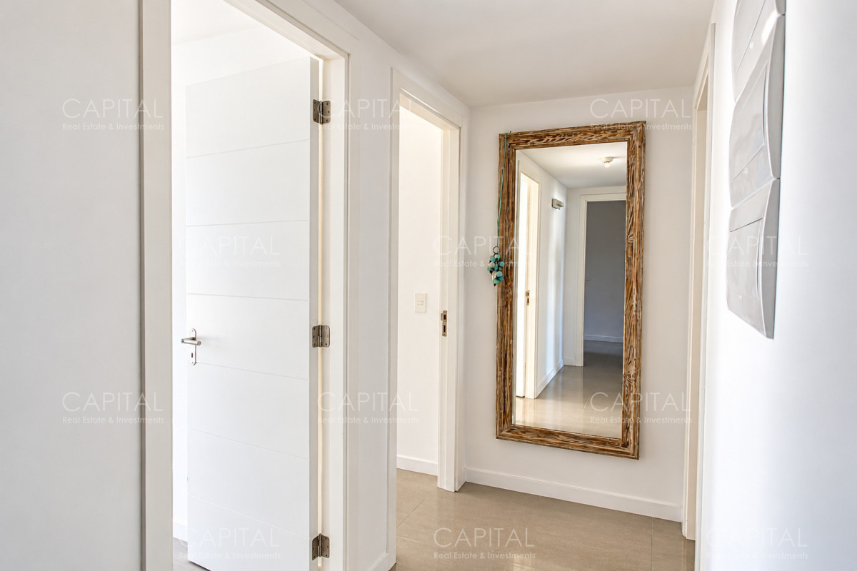 Apartamento ID.38831 - Departamento en venta 3 dormitorios en Torre One a 100 mts de Playa Brava