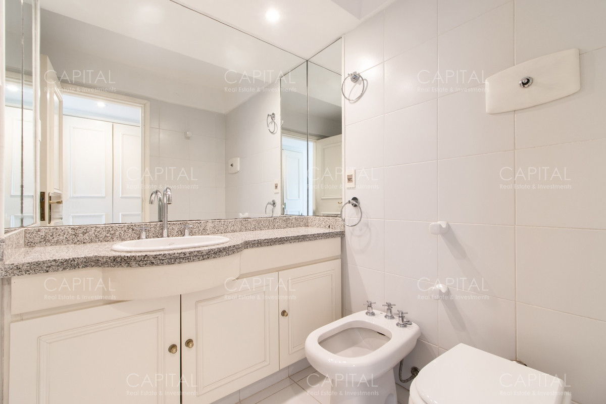 Apartamento ID.35179 - Apartamento en venta en primera línea Playa Brava