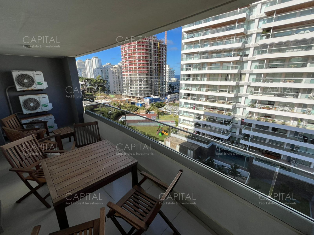 Apartamento ID.38247 - Apartamento en Venta, Edificio Esmeralda, Playa Brava, Punta del Este