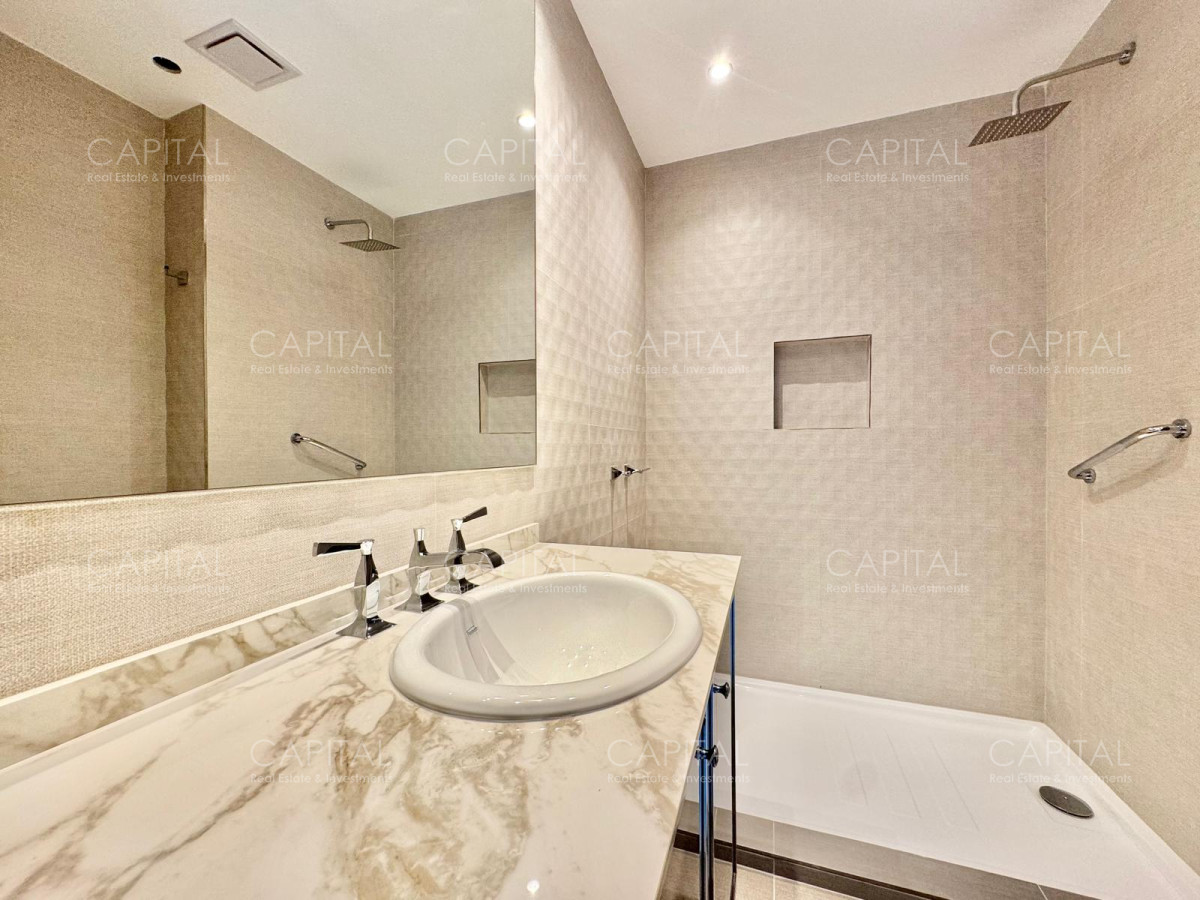 Apartamento ID.36499 - Fendi Chateau Residences Unificado en venta, Punta del Este, Playa Mansa