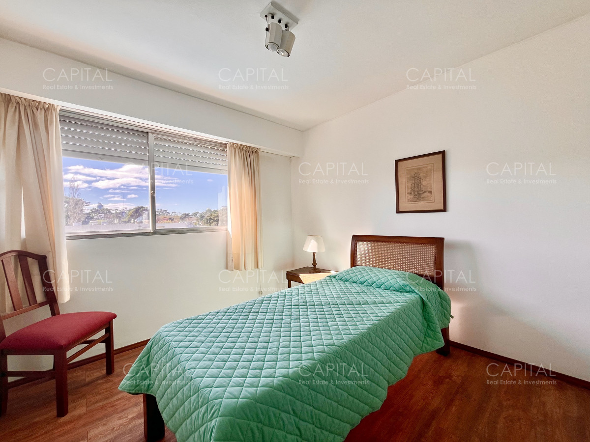 Apartamento ID.38562 - Apartamento en venta 3 dormitorios en Playa Mansa 