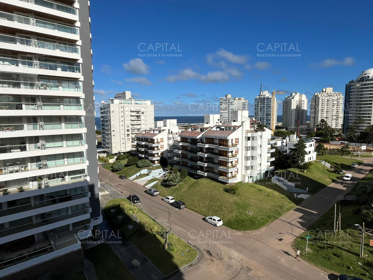 Apartamento ID.38247 - Apartamento en Venta, Edificio Esmeralda, Playa Brava, Punta del Este