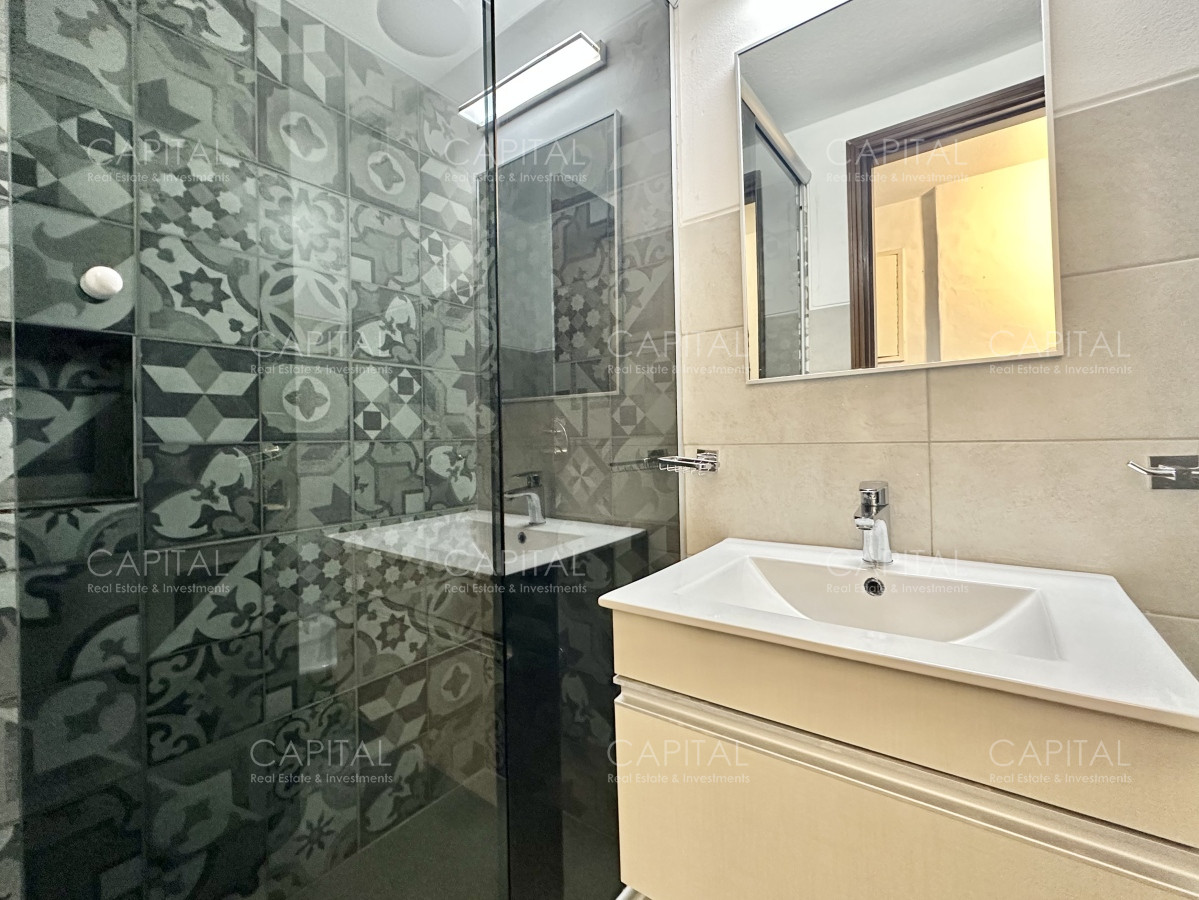 Apartamento ID.30393 - Apartamento de Tres Dormitorios frente a El Emir - Península Punta del Este