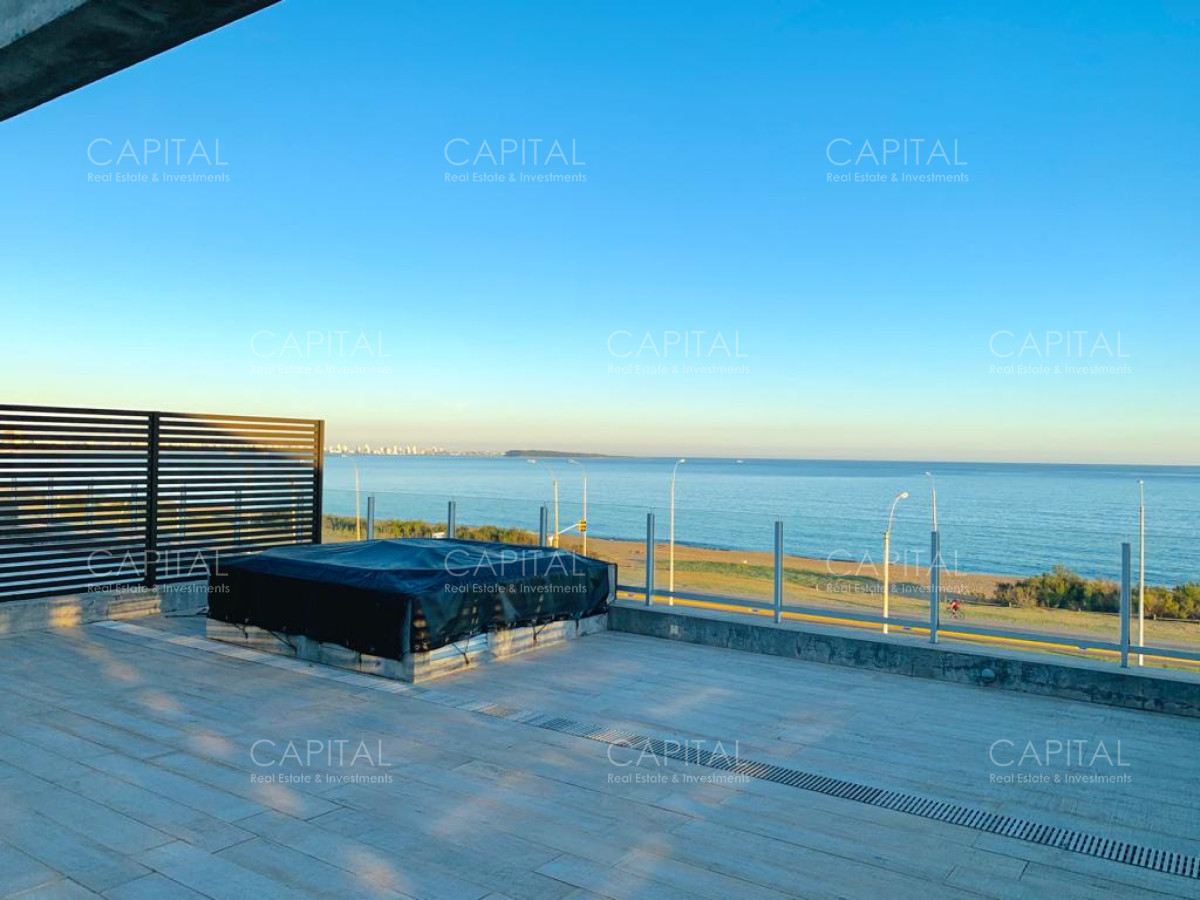 Apartamento ID.30995 - Moderno Penthouse de 3 Dormitorios frente a Playa Mansa