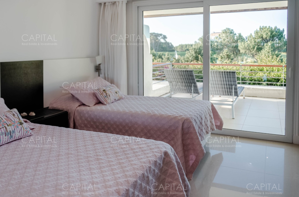 Apartamento ID.39739 - Apartamento de dos dormitorios dormitorios frente al mar, Veramansa, Punta del Este.