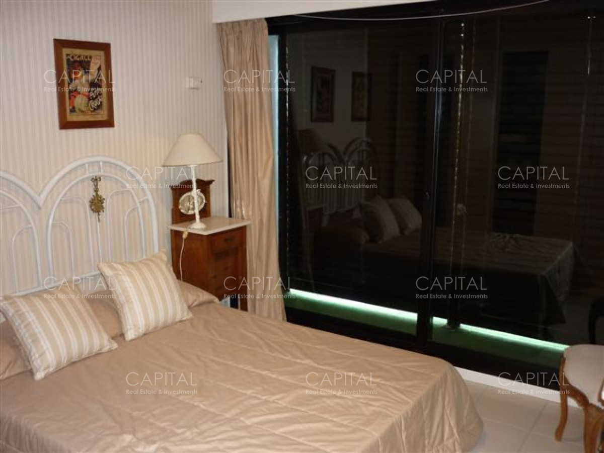 Apartamento ID.24841 - Apartamento de Cuatro Dormitorios - Puerto de Punta del Este
