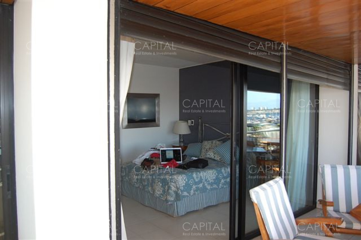 Apartamento ID.24841 - Apartamento de Cuatro Dormitorios - Puerto de Punta del Este