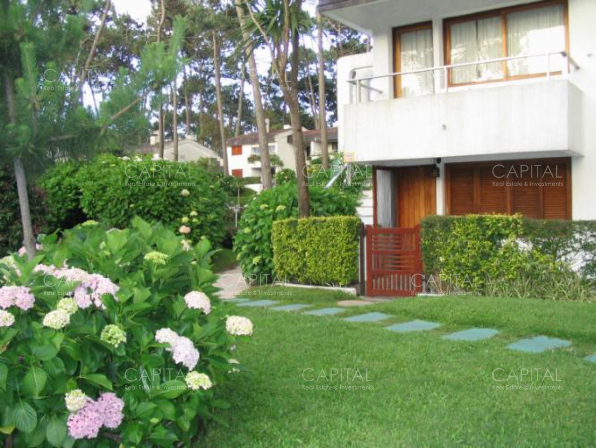 Apartamento ID.26060 - Apartamento en Venta dos dormitorios  Punta del Este 