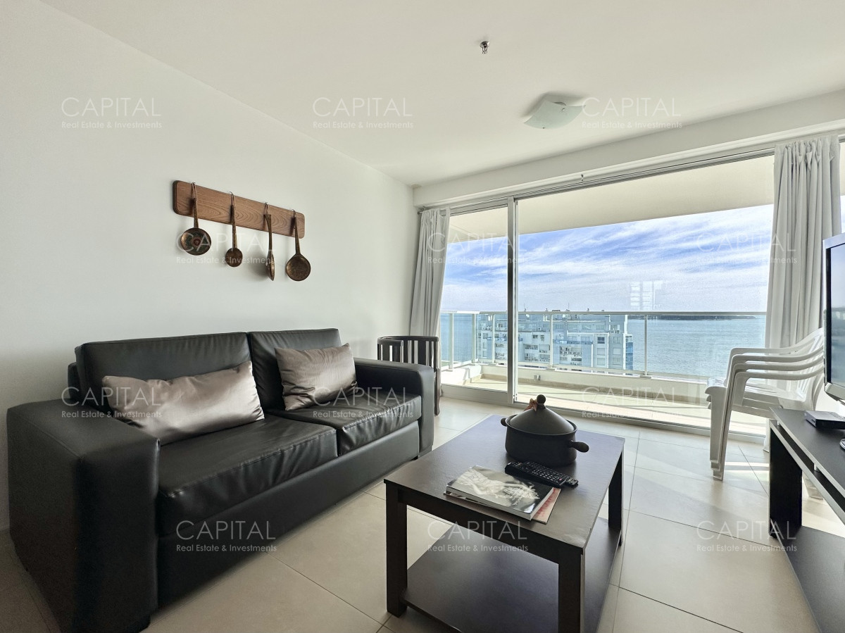Apartamento ID.34912 - Apartamento de dos dormitorios con parrillero en venta Playa Mansa.