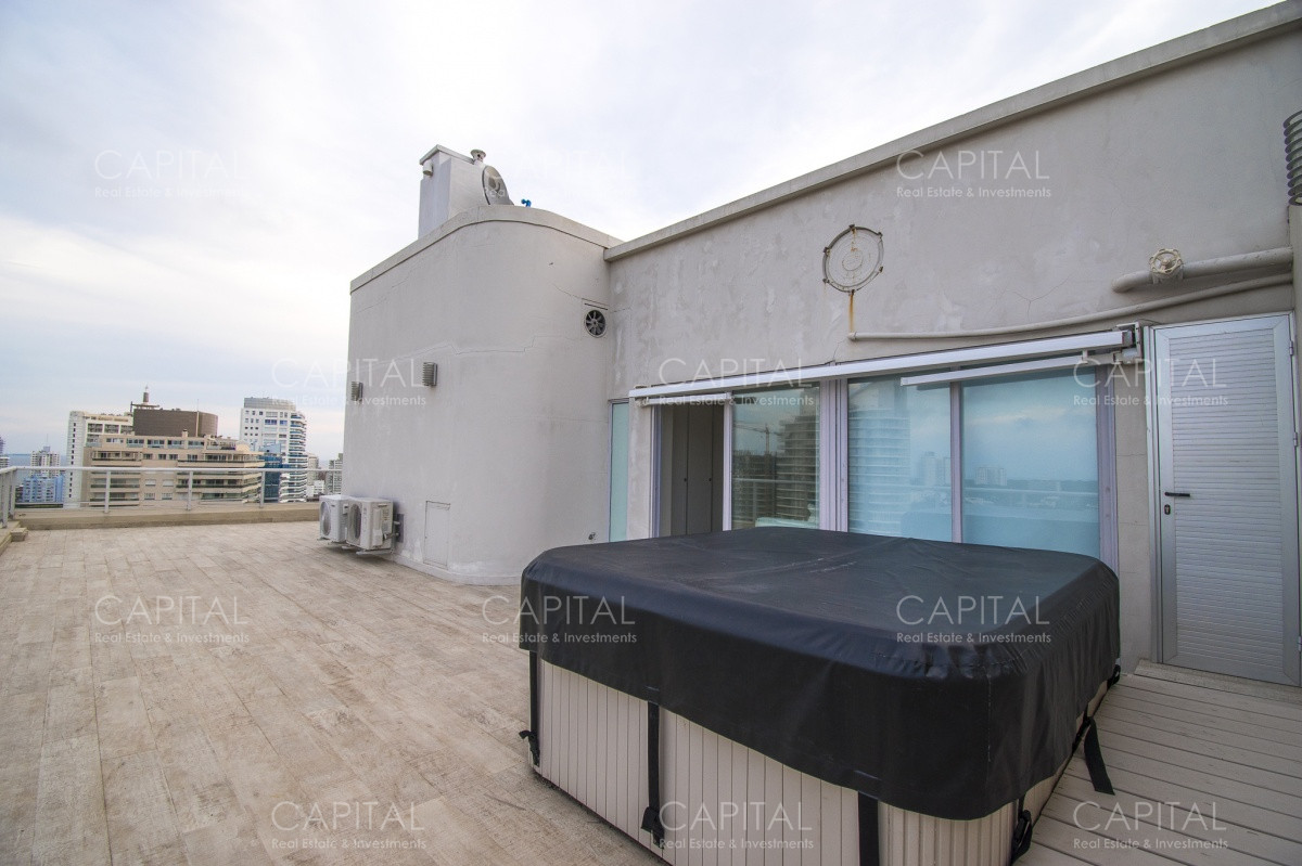 Apartamento ID.27523 - PentHouse en Venta Mansa Punta del Este Vista Playa Mansa.