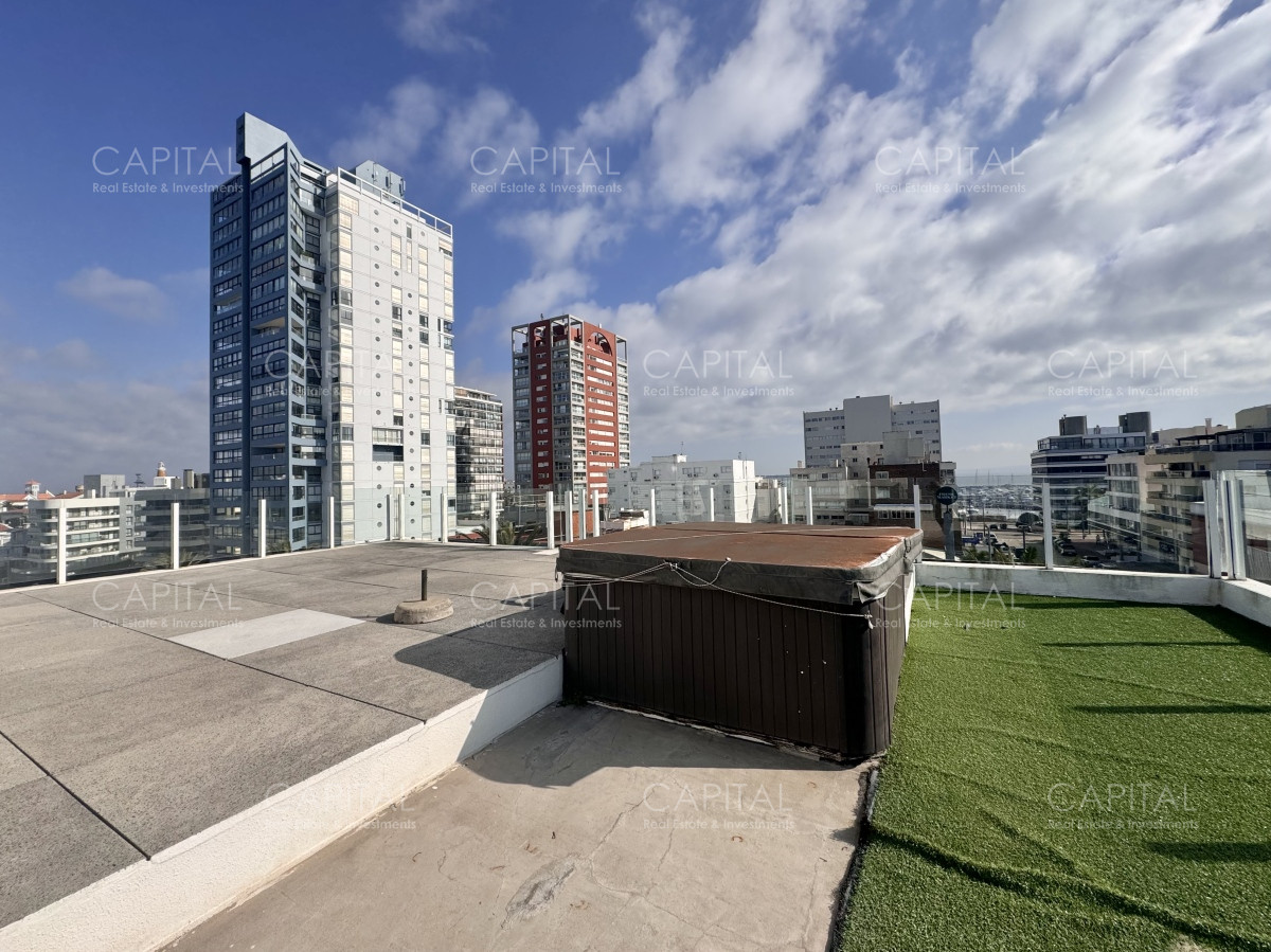 Apartamento ID.36204 - Apartamento en Venta de Tres Dormitorios en Peninsula 