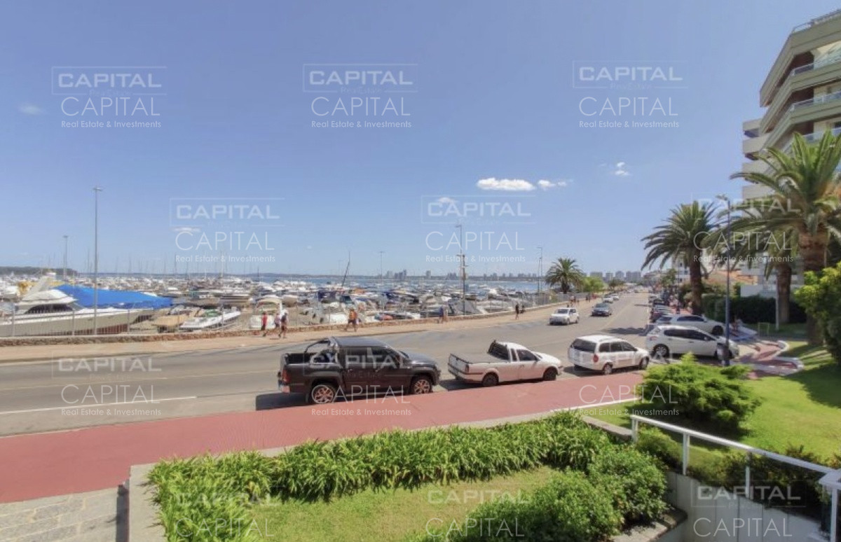 Apartamento ID.32356 - Apartamento en Puerto de Punta del Este en Venta