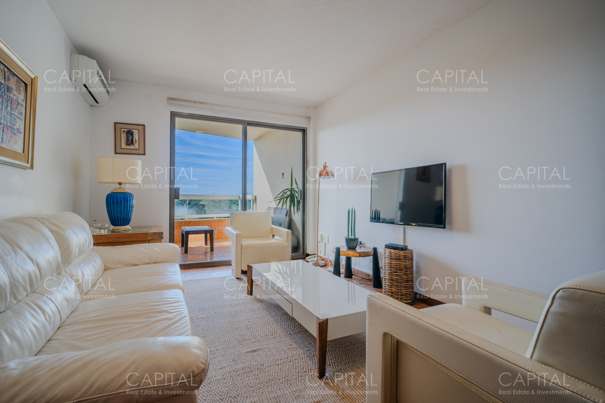 Apartamento ID.37842 - Departamento 3 dormitorios frente a Punta Shopping a pasos del mar