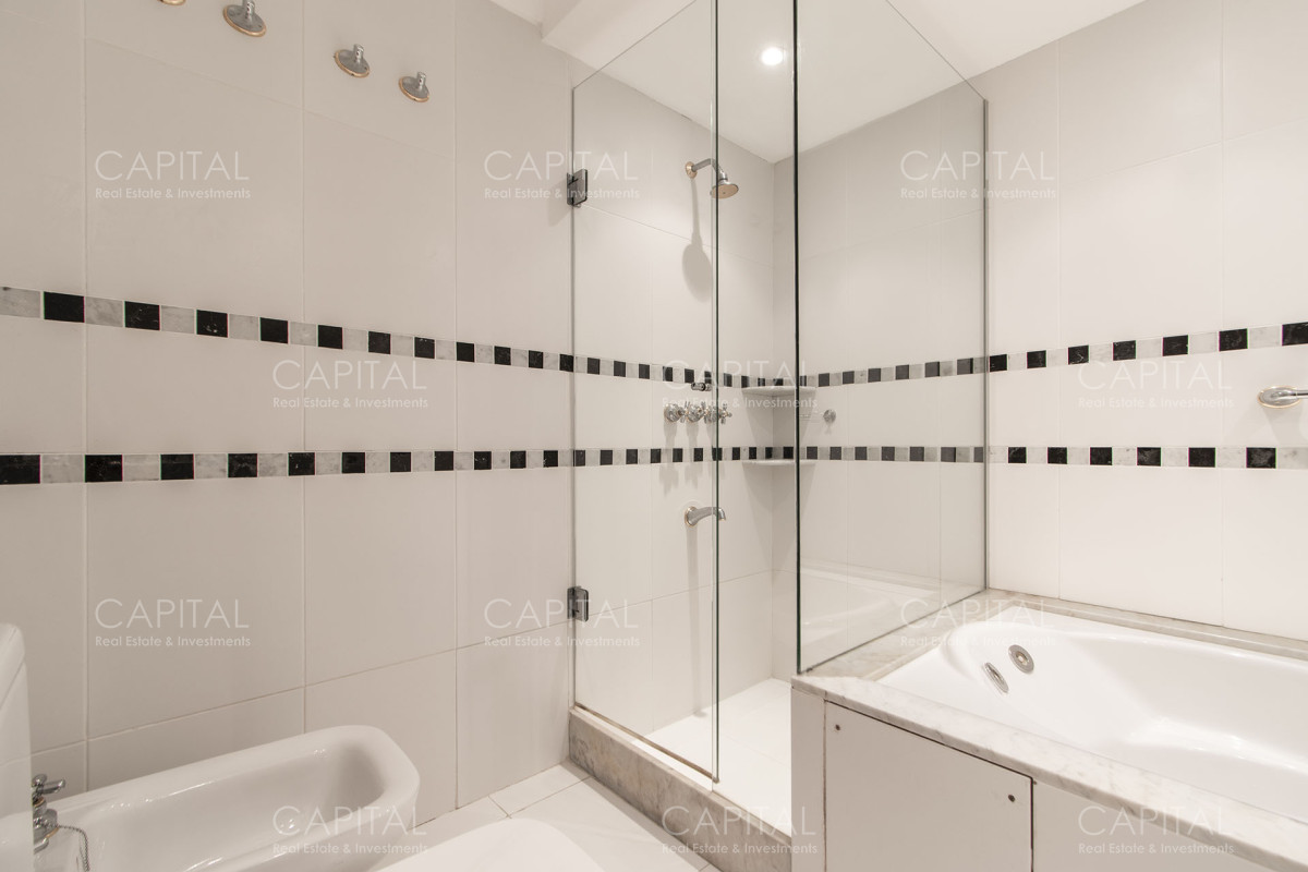 Apartamento ID.35180 - Apartamento en Venta 3 Suites + Dependencia en Primera Linea Brava