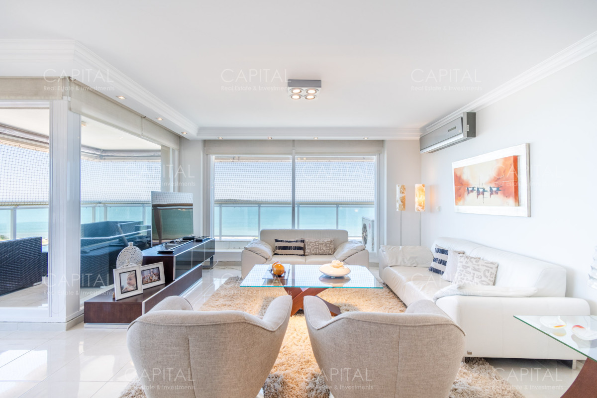 Apartamento ID.30320 - Apartamento de Tres dormitorios en venta Le Jardin