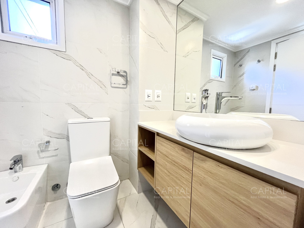 Apartamento ID.38449 - Apartamento en venta en edificio cruceros Punta del Este