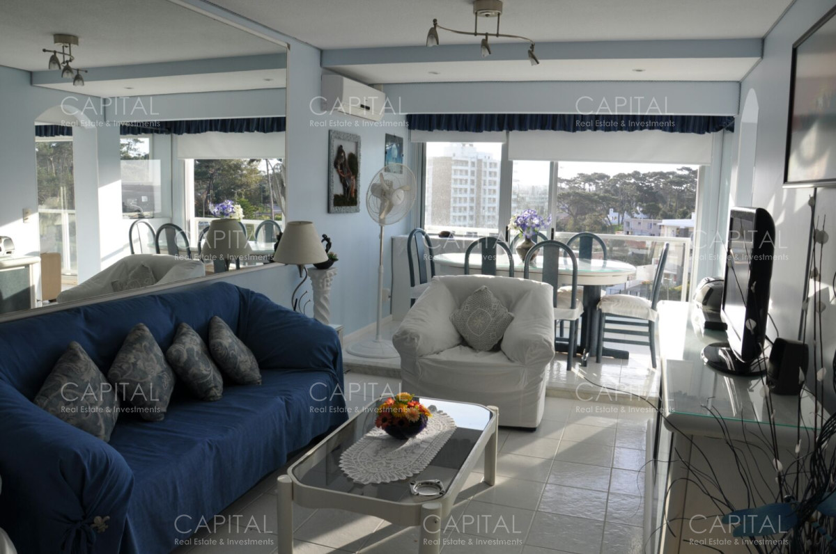 Apartamento ID.27807 - Apartamento de un dormitorio y medio frente a la Playa Mansa de Punta del Este
