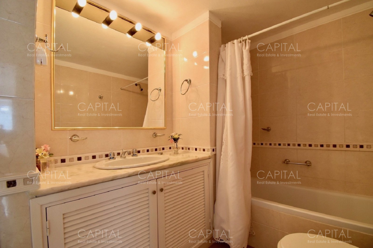 Apartamento ID.26012 - Apartamento en venta Puerto Punta del Este 