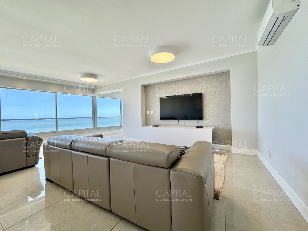 Apartamento ID.39295 - Le Parc esquinero piso alto en playa brava en venta