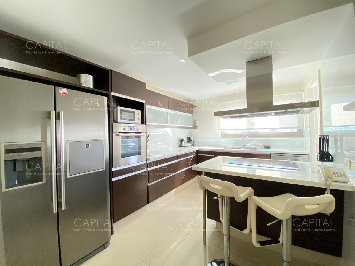 Apartamento ID.35599 - IMPERIALE ESQUINERO EN VENTA 3 DORMITORIOS Y SERVICIO