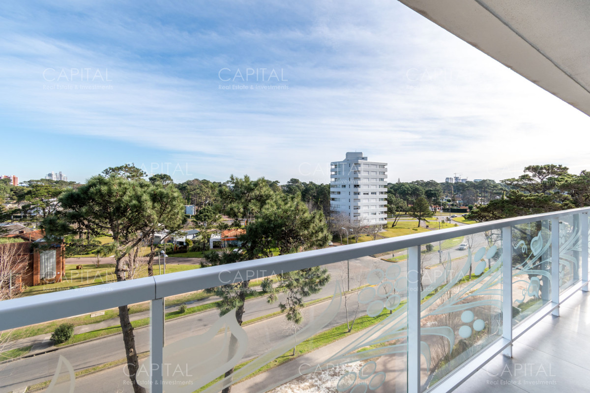 Apartamento ID.24882 - Departamento en YOO Punta del Este en Venta Dos Dormitorios 
