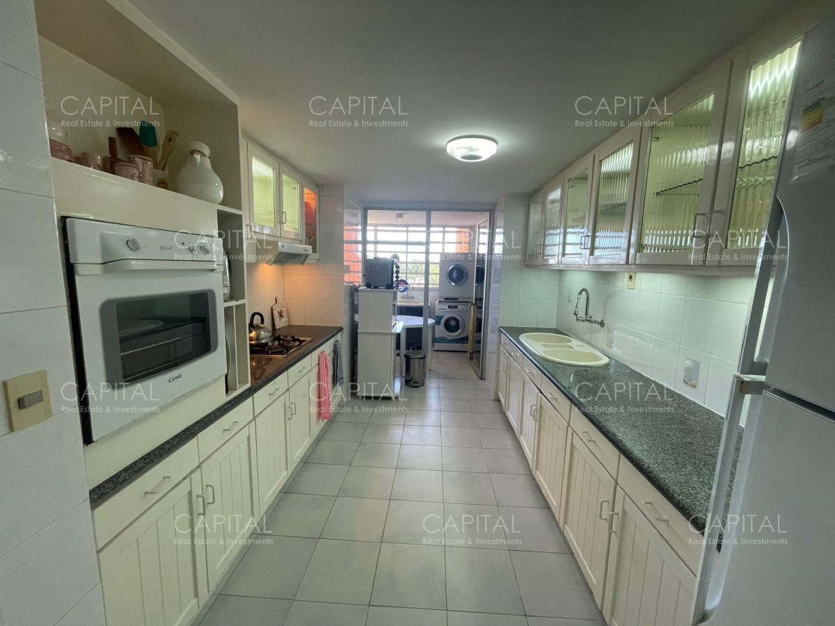 Apartamento ID.36605 - Excepcional semipiso Torre de Categoria frente a Playa Mansa