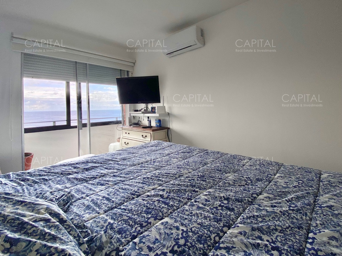 Apartamento ID.32608 - PentHouse frente al mar en venta, Playa Brava - Punta del Este 