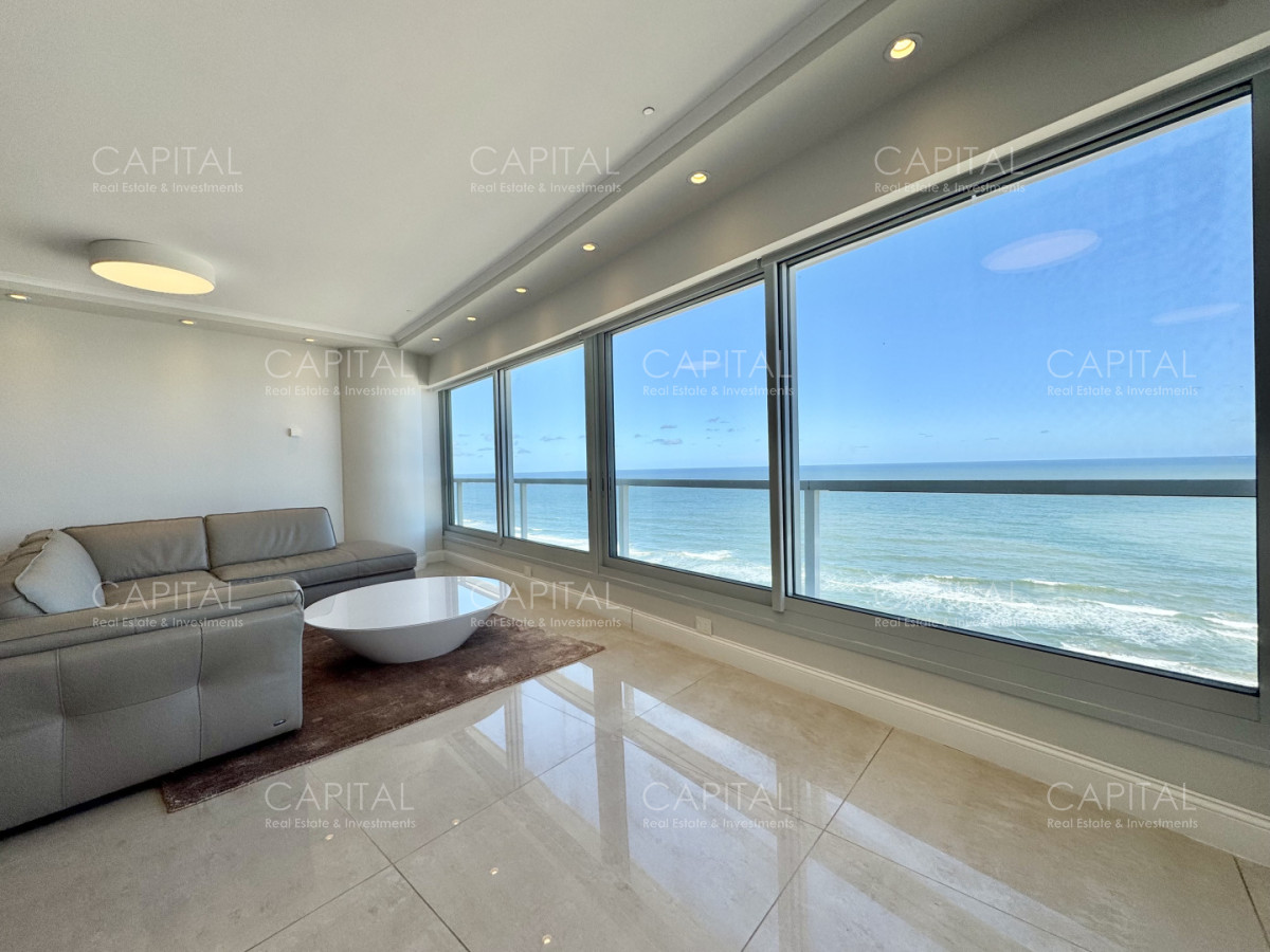 Apartamento ID.39295 - Le Parc esquinero piso alto en playa brava en venta