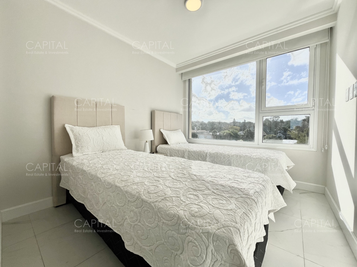 Apartamento ID.38449 - Apartamento en venta en edificio cruceros Punta del Este