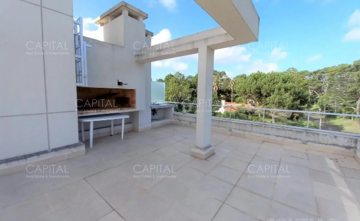 Apartamento ID.33027 - Departamento Penthouse En Playa Mansa