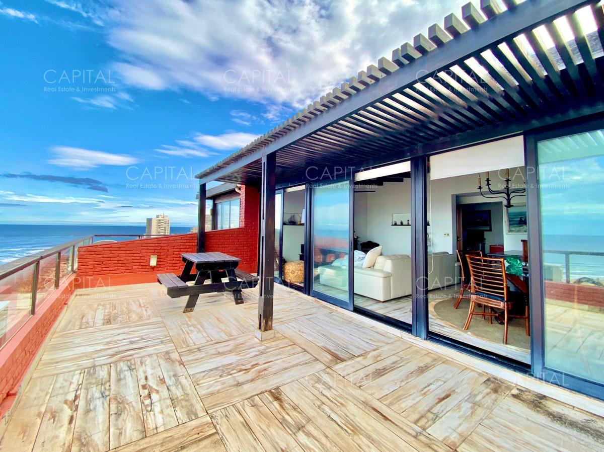 Apartamento ID.32608 - PentHouse frente al mar en venta, Playa Brava - Punta del Este 