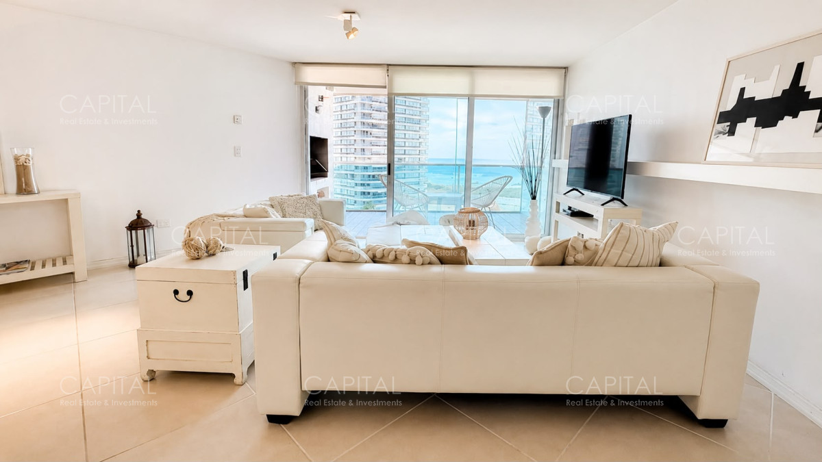 Apartamento ID.40472 - Excelente departamento 3 dormitorios con parrillero en Playa Brava