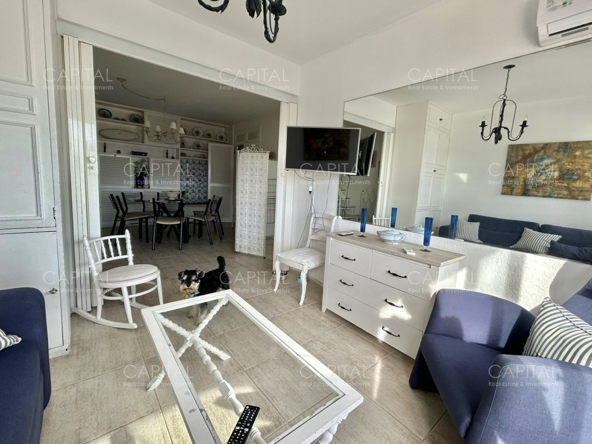 Apartamento ID.35775 - Apartamento Duplex en Alquiler Dos Dormitorios 