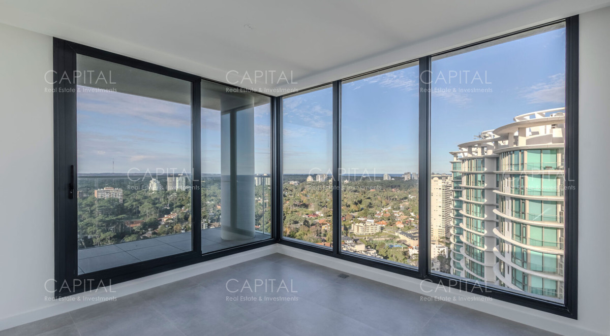 Apartamento ID.37953 - Penthouse en edificio Venetian Playa Mansa en Venta