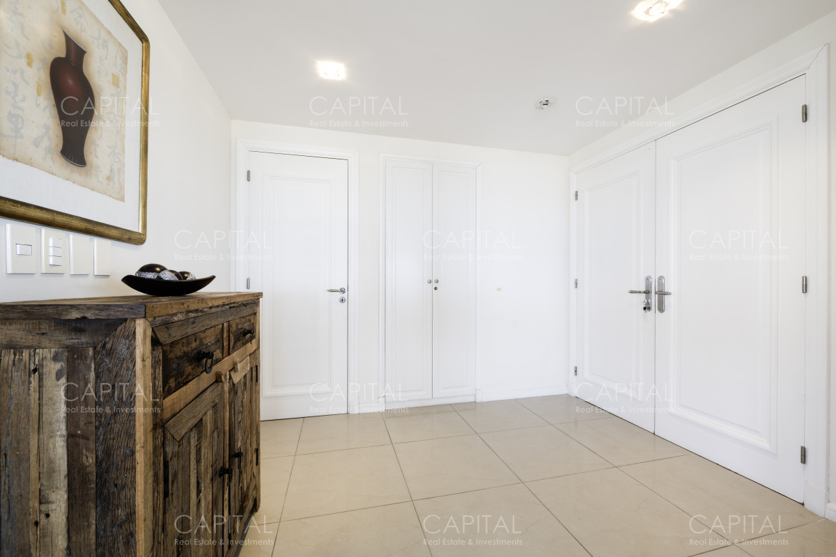 Apartamento ID.37932 - Departamento en Imperiale Punta del Este Venta de Tres Dormitorios en Playa Brava 