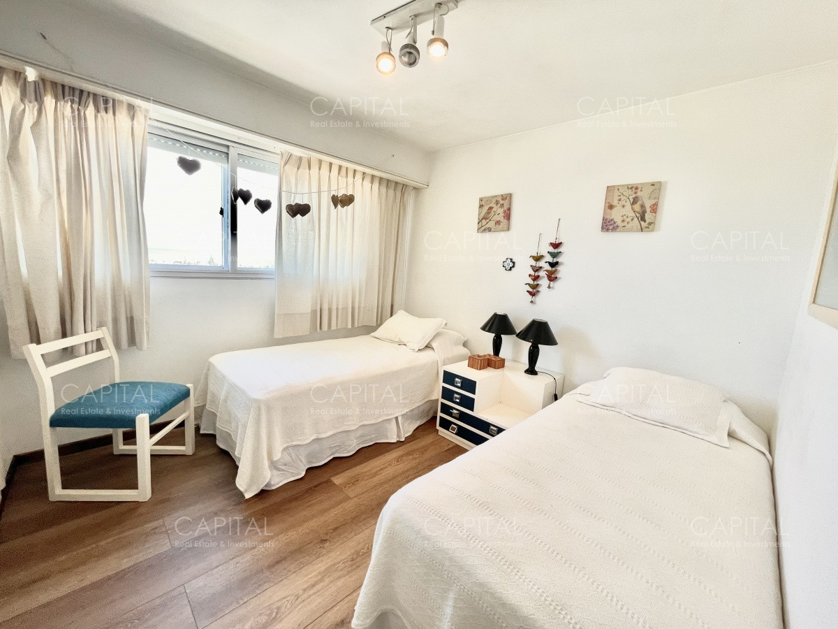 Apartamento ID.33467 - Fontemar Punta del Este Apartamento de 4 dormitorios con vista al puerto en venta