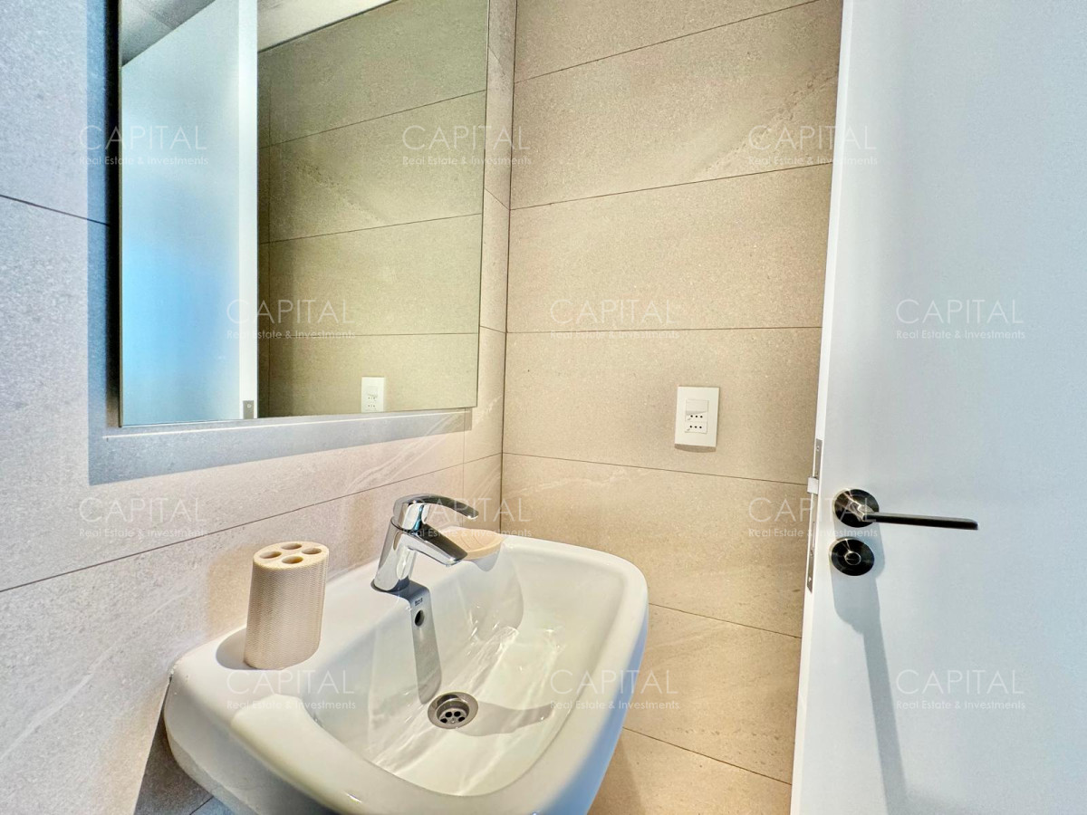 Apartamento ID.36643 - Apartamento esquinero de tres y dependencia piso alto en Trump Tower en Venta