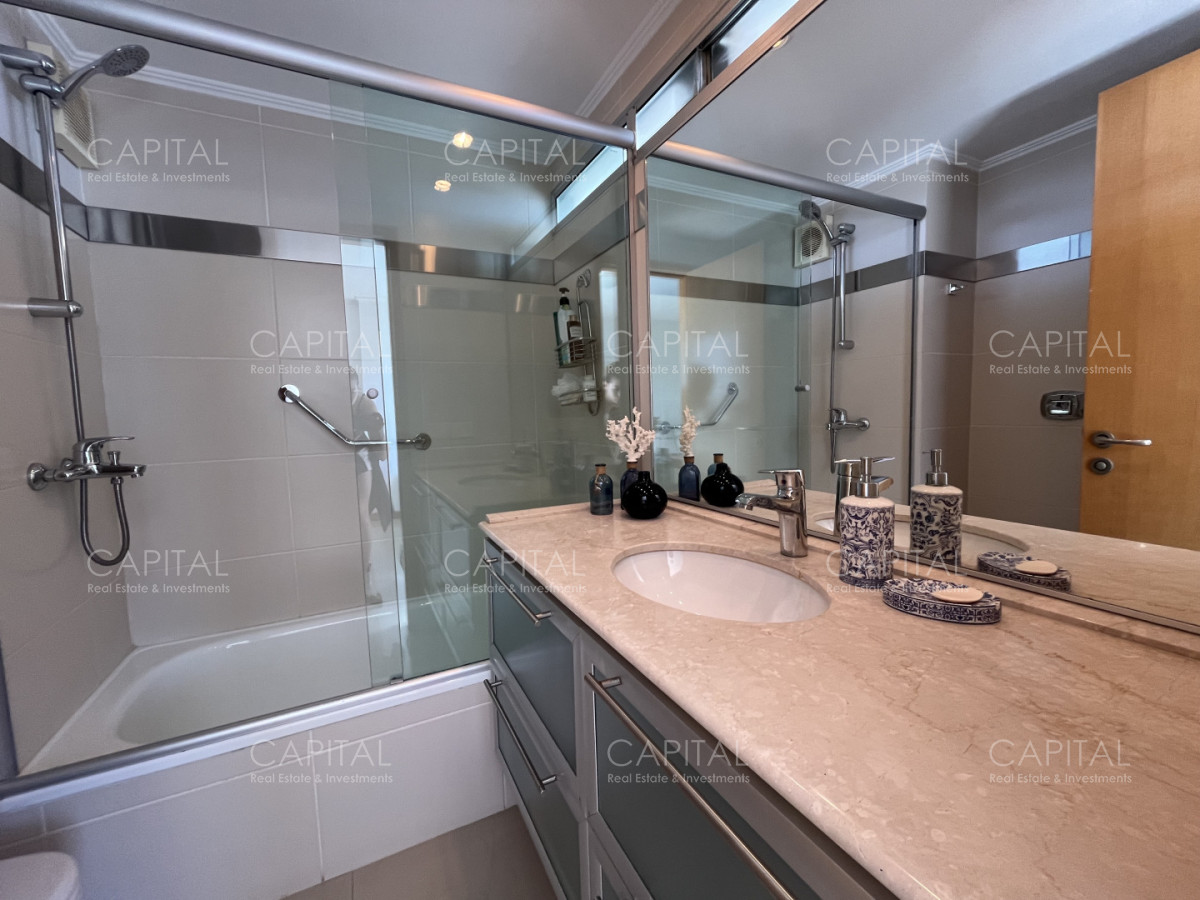 Apartamento ID.39686 - Penthouse en Venta zona brava